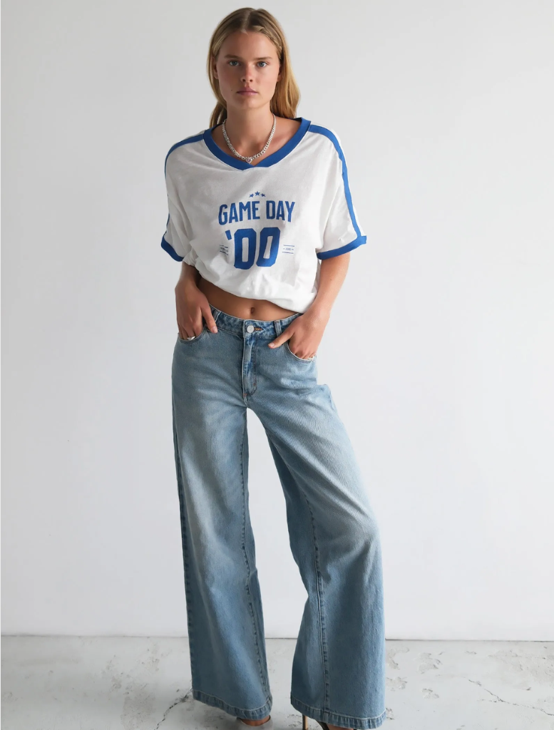 A pair of stylish mid and wide shoes named Stevie, showcasing a modern design suitable for various occasions.