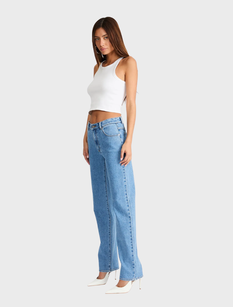 Mid straight jeans called Debbie, showcasing a timeless design suitable for various outfits and occasions.