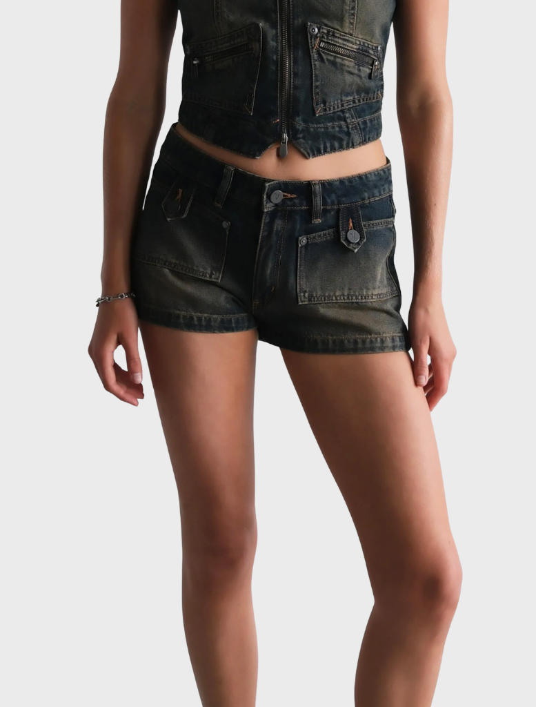 Stylish low-top sneaker in Kandi hues, designed for comfort and versatility in everyday fashion.