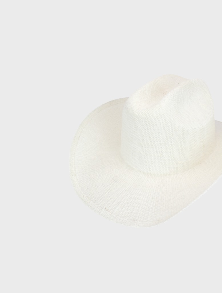 White fedora by Addison Racewear, showcasing a refined design suitable for both racing and everyday use.