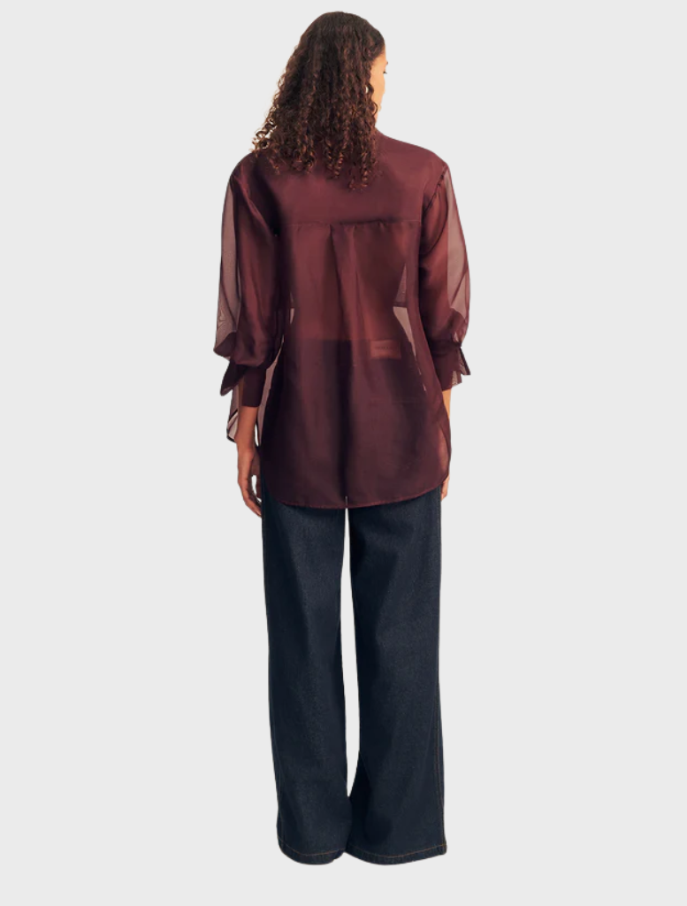 Stylish Tibby long sleeve shirt in Port Royale, perfect for adding a pop of color to any outfit.