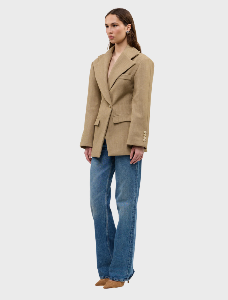 Sophisticated caramel Saskia cinched blazer, tailored for a flattering fit, ideal for office wear or special events.