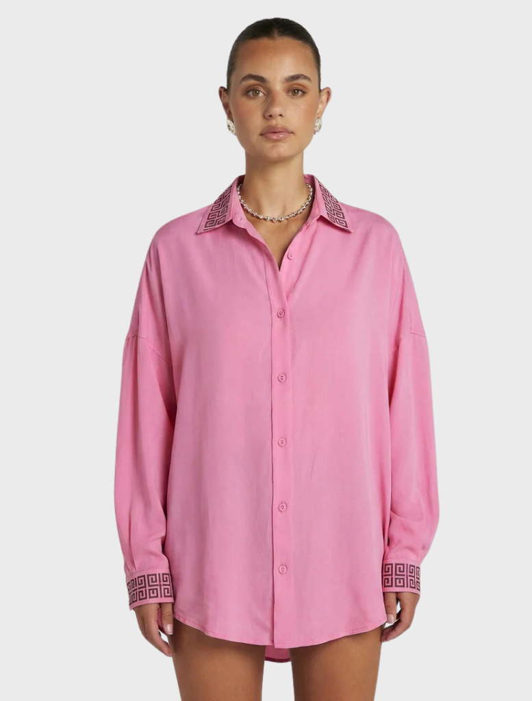 Oversized Sig LS Shirt in Petal, showcasing a fluid design for relaxed elegance in casual and formal settings.