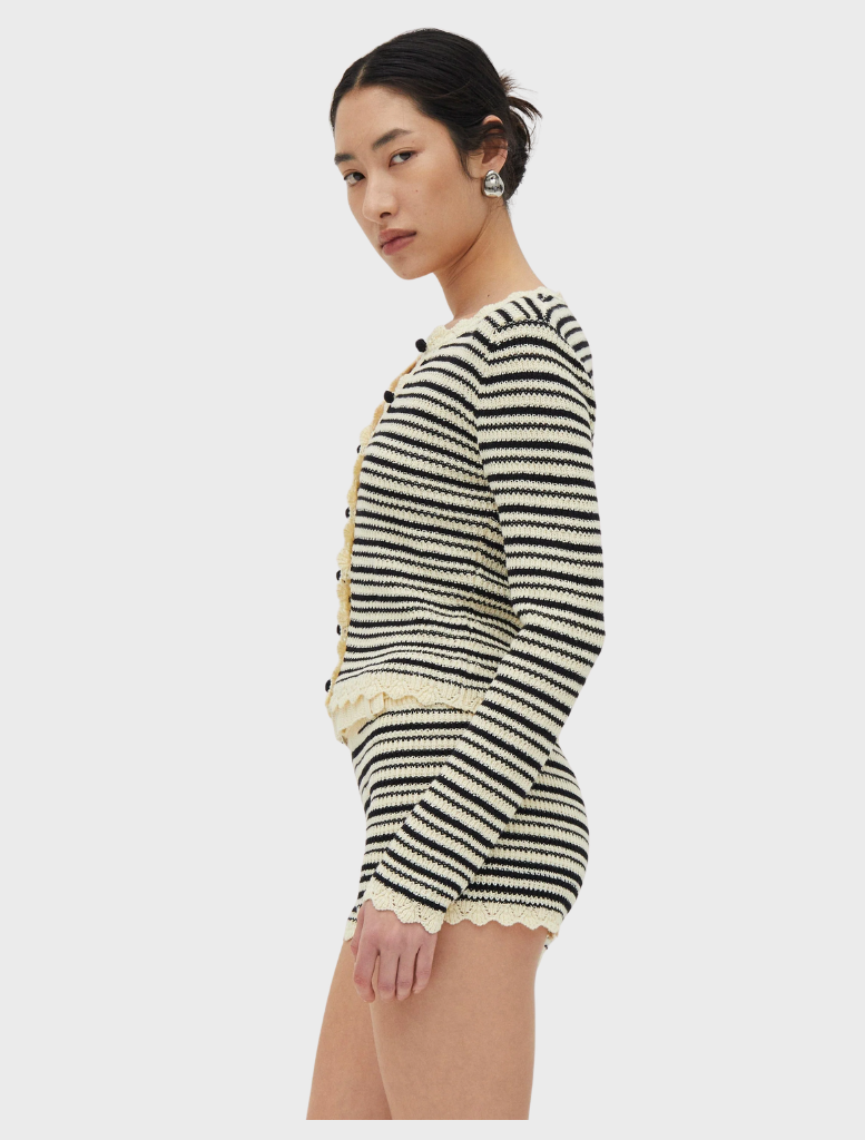 Elegant belted knit shorts in cream and coffee, ideal for casual outings or lounging at home.