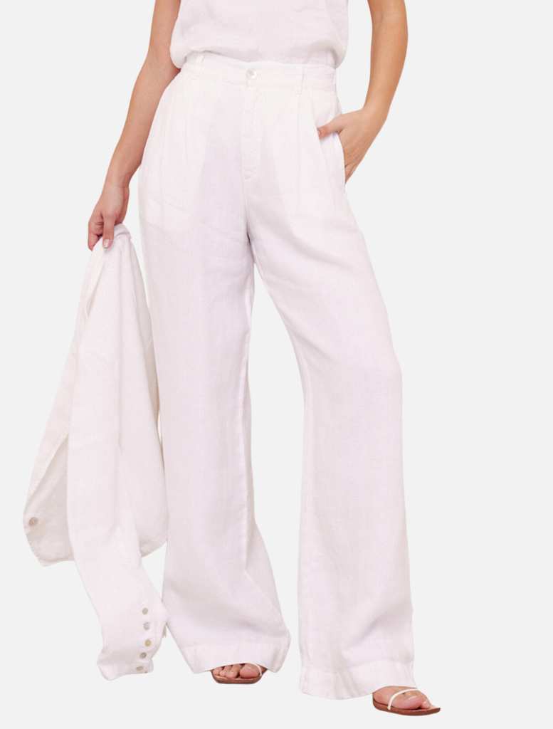 Pleated Wide Leg Trousers - White | Clothing | brand-Bella Dahl, Clothing, full length pants, High Waisted Pants, linen pants, Long Pant, Pant, Pants, price-$250+, Straight Pants, white pant, wide leg pant | Bella Dahl