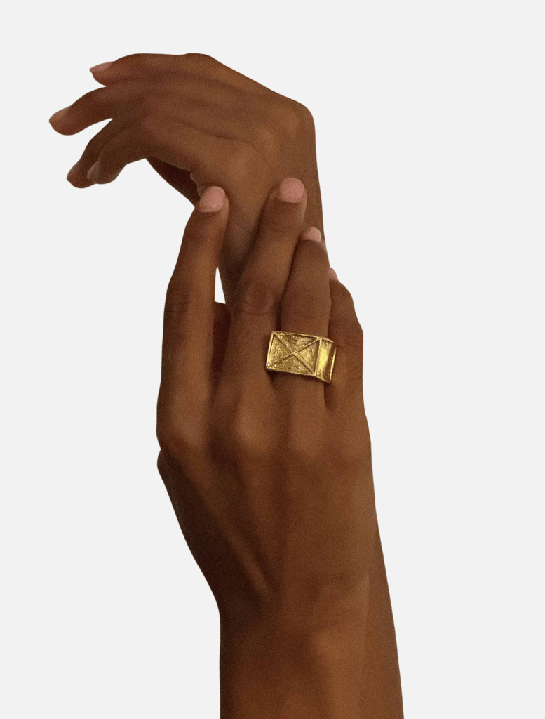 Accessories Unusual Ring - Gold