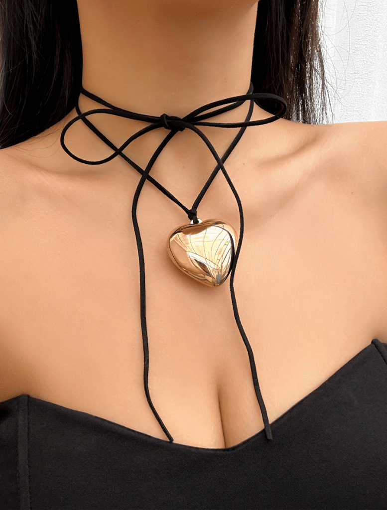 Accessories Neo Heart Choker - Gold