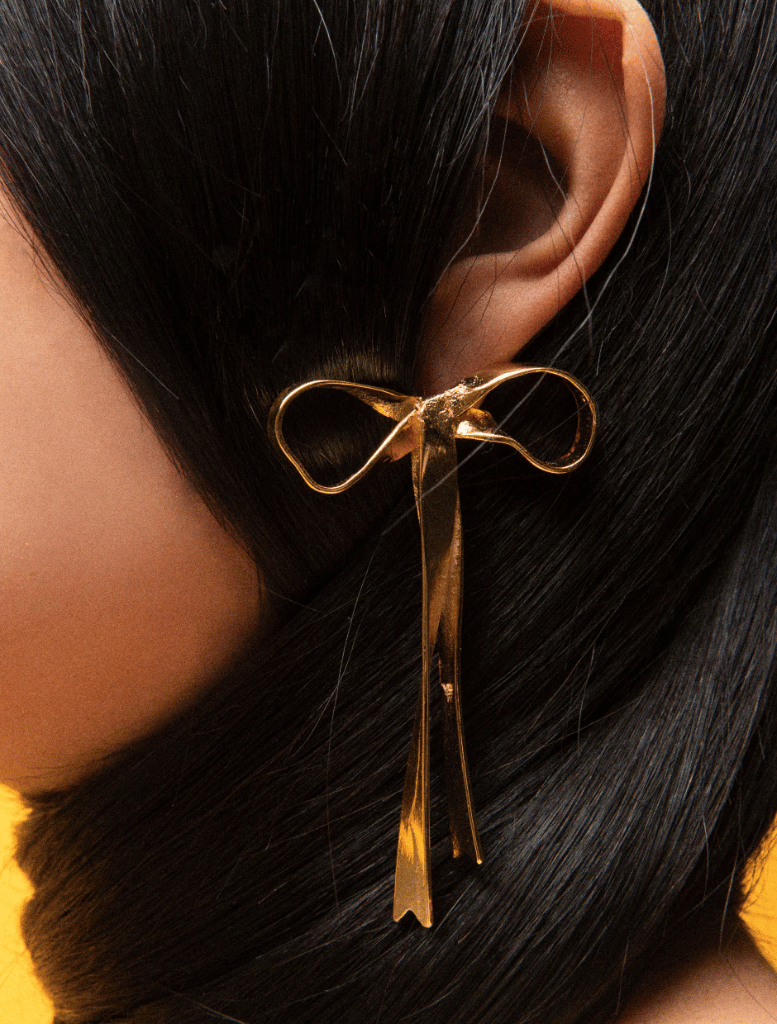 Accessories Queen Bow Earrings - Gold