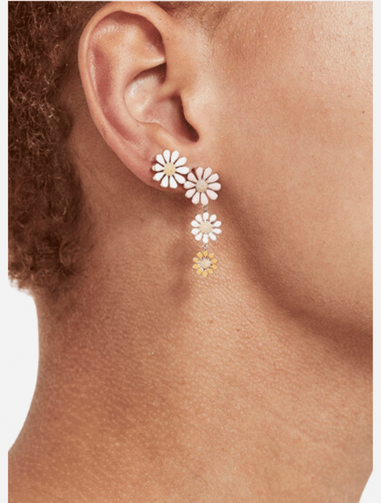 Accessories Daisy Drop Earrings - Gold
