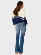 Bootcut jeans with a low-rise waist, hugging the body and crafted from stretch denim for a perfect fit and comfort.