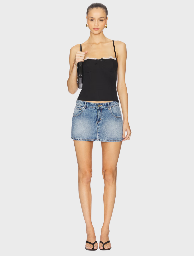 A sleek Paloma skirt designed for versatility, perfect for both day and evening wear.
