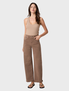 Arellia Skimmer Barrel Jean in Vintage Canewood, featuring a relaxed fit and stylish barrel leg design.