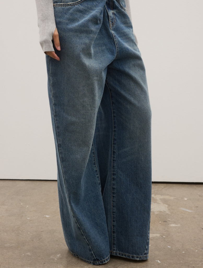 Regalia Jean in a soft Ash Tide hue, designed for comfort and fashion in casual settings.