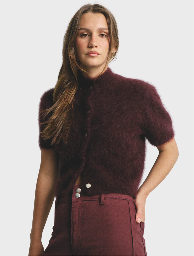 Elegant short sleeve cardigan in aubergine, made from luxurious cashmere for warmth and style.
