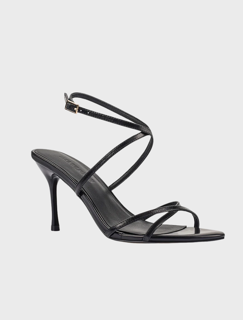Elegant black Garcelle heel with a stylish design, ideal for enhancing any formal outfit.