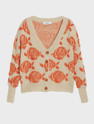 Thick gauge jacket featuring a vibrant floral print, ideal for adding a stylish touch to any outfit.
