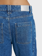 Bleu Copenhagen Short with clean lines and a relaxed fit, perfect for warm-weather dressing and casual summer activities.