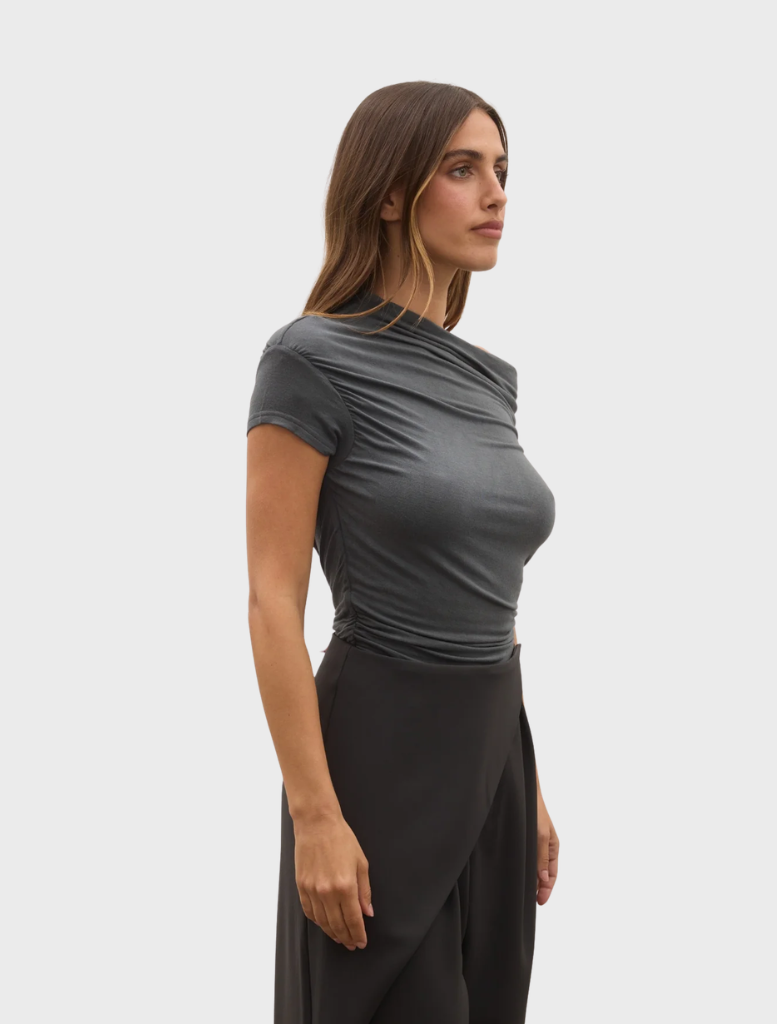 Dark heather grey Monica top on display, featuring a relaxed fit and soft texture suitable for everyday wear.