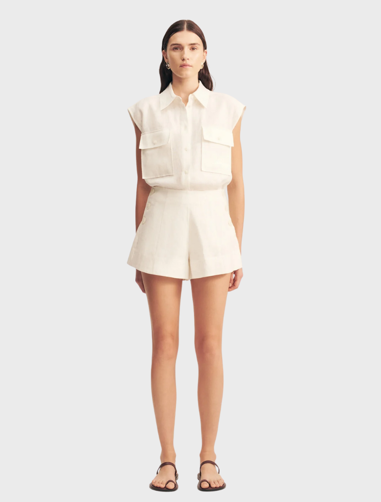 Ivory Eellington button-up short featuring a classic design, suitable for casual or semi-formal occasions.