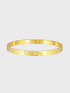 Gold Elva bracelet featuring a delicate design, perfect for adding elegance to any outfit.