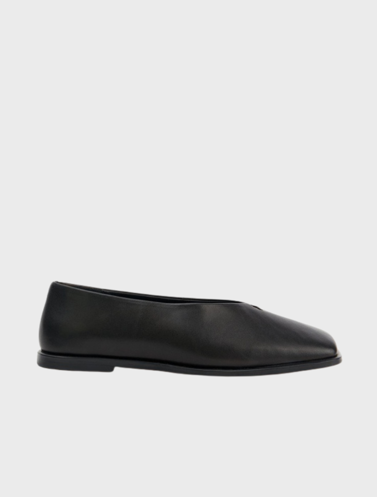 Black jade ballet flats with a sleek design, perfect for casual or formal wear.