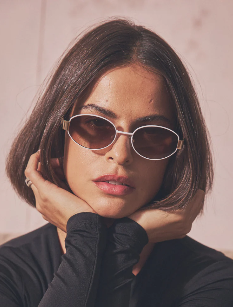 Elegant Montana pattern showcasing gold, white, and brown hues in a stylish arrangement.