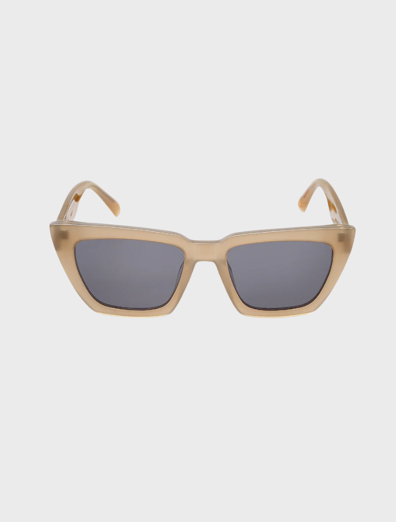 Stylish Hailey II sunglasses in nude with grey lenses, perfect for enhancing your outfit.