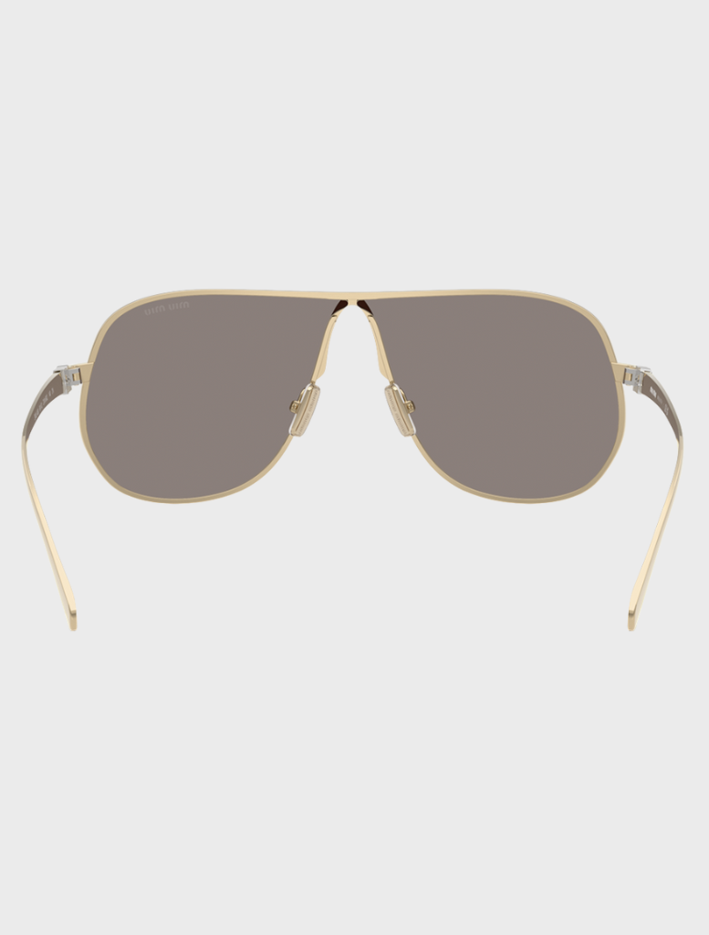 MU A56S ZVN80Q features a pale gold finish with dark grey details, emphasizing its stylish appearance.