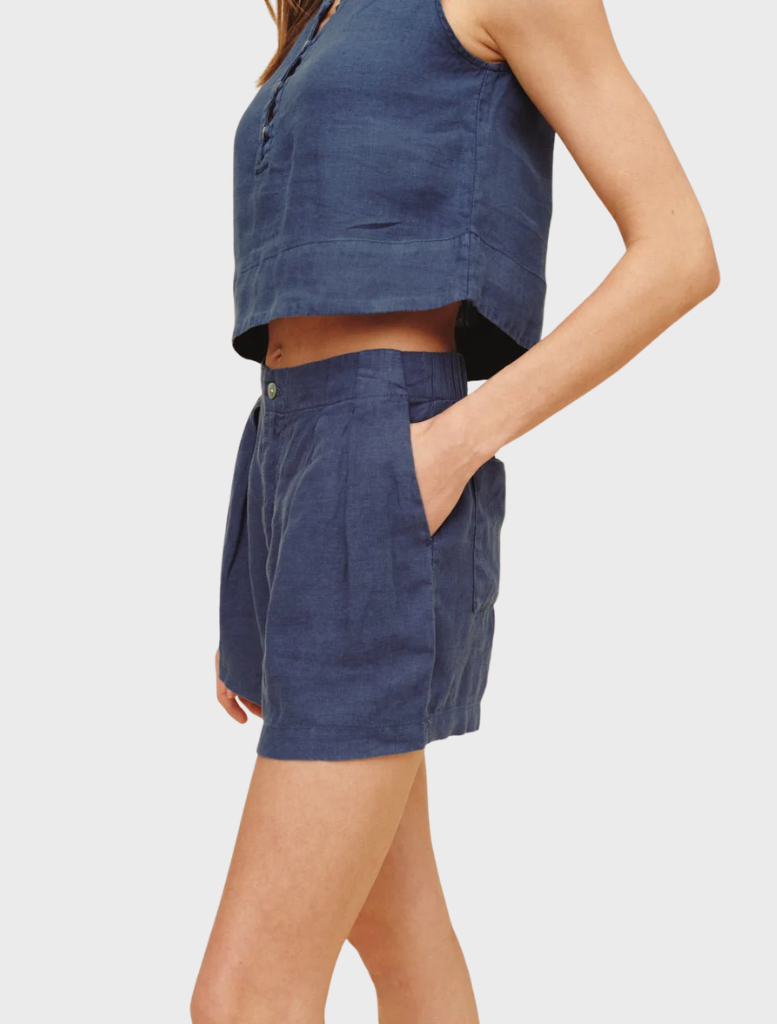 Stylish double pleat shorts in midnight surf, designed for comfort and versatility in casual settings.