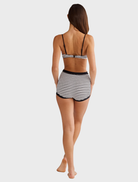 Selene Mini Shorts: fashionable and airy shorts suitable for summer adventures and relaxed settings.