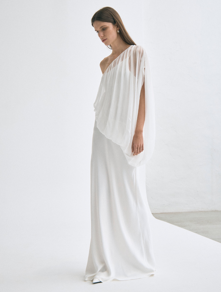 Floor-length dress featuring a stylish one-shoulder design in a delicate cloud hue, ideal for evening wear.