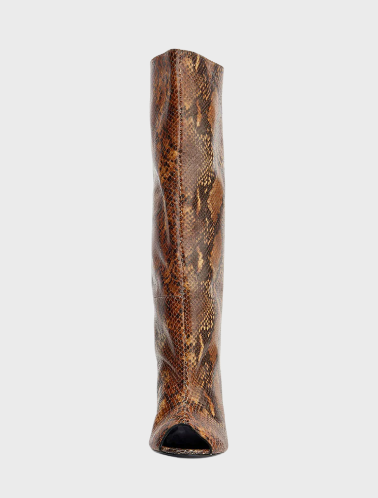 Ayla showcases a mocha snake design, blending modern style with a touch of elegance and sophistication.