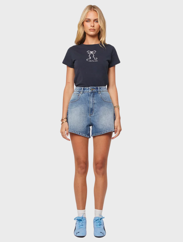 Trendy Venice shorts in a bright Paloma color, offering a comfortable fit and lightweight feel for summer adventures.